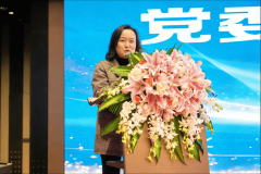 既呼应了国度出书融合成长工程对前沿手艺使用 